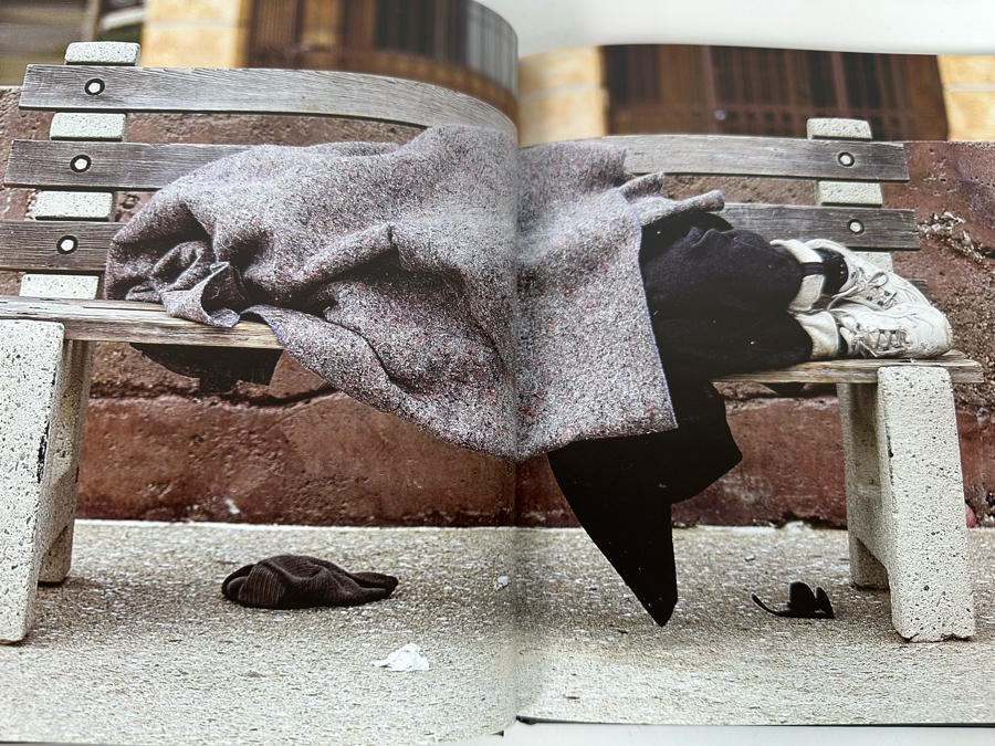 Signed Book Blanket Of Stars Homeless Women In Santa Monica Signed By Frances Noble [Photo 7]