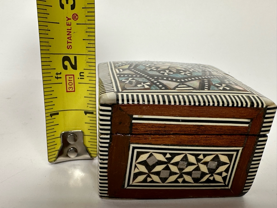 Vintage Inlaid Bone Indian Box 2.5W X 2.5D X 1.5H And Love Ring [Photo 13]
