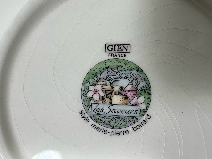 GIEN France Cheese And Dessert Plates 8.5R 18 Plates Total [Photo 9]