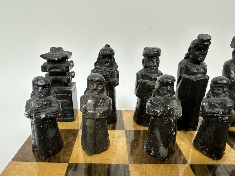Korean Hand Carved Stone Figures Chess Pieces With Portable Wooden Chess Board 16 X 16 [Photo 16]