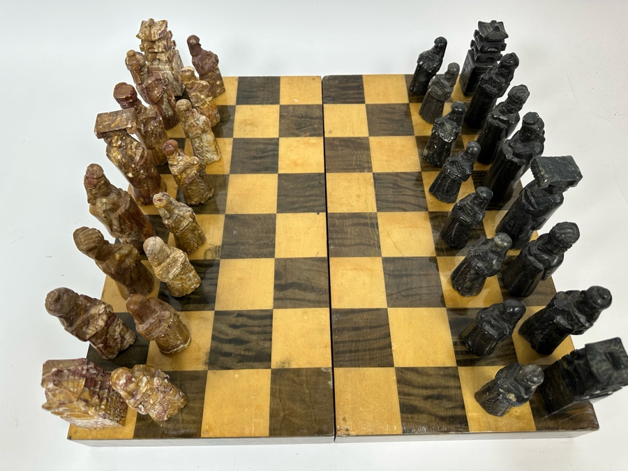 Korean Hand Carved Stone Figures Chess Pieces With Portable Wooden Chess Board 16 X 16 [Photo 21]