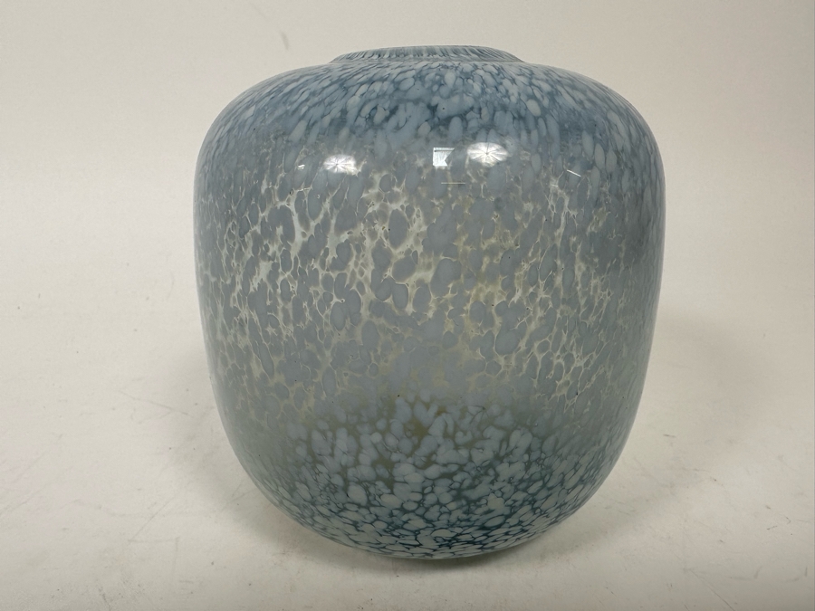 Art Glass Vase Unattributed 4.5W X 5H [Photo 3]