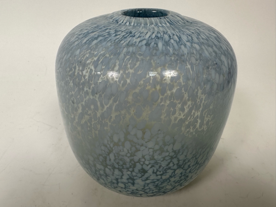 Art Glass Vase Unattributed 4.5W X 5H [Photo 7]