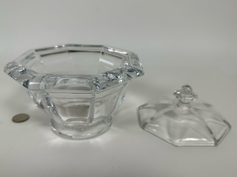 Lucite Jar With Lid 6.5W X 6.5H [Photo 4]