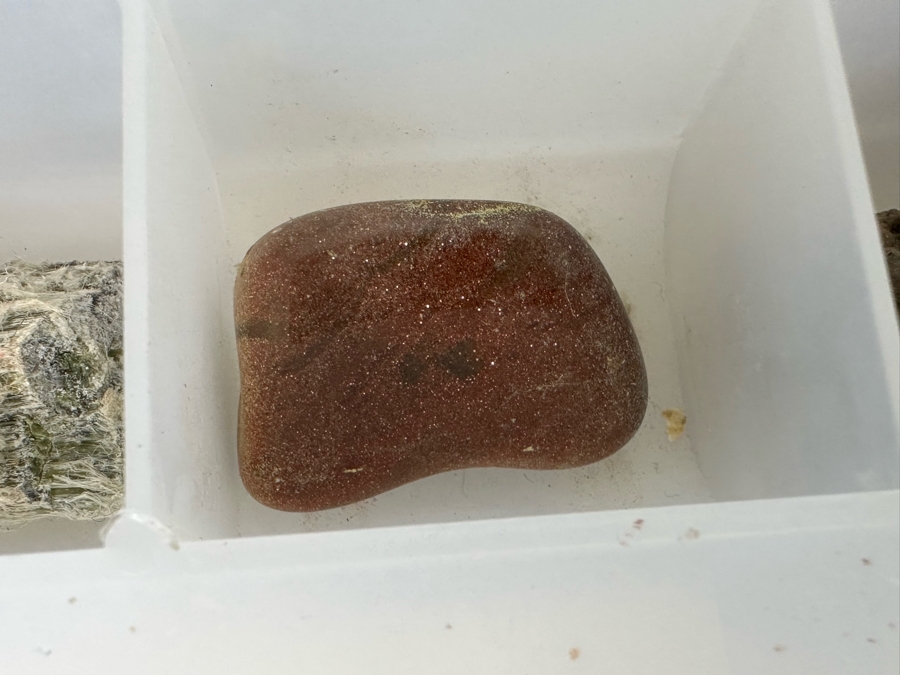 Various Rocks And Minerals Specimens [Photo 6]