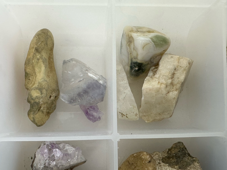 Various Rocks And Minerals Specimens [Photo 24]
