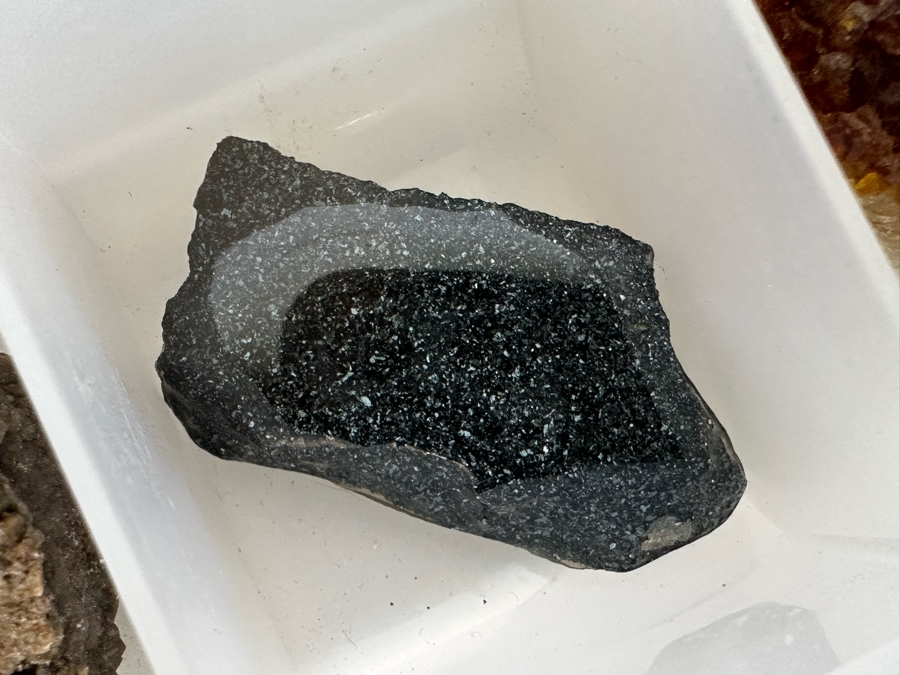 Various Rocks And Minerals Specimens [Photo 4]