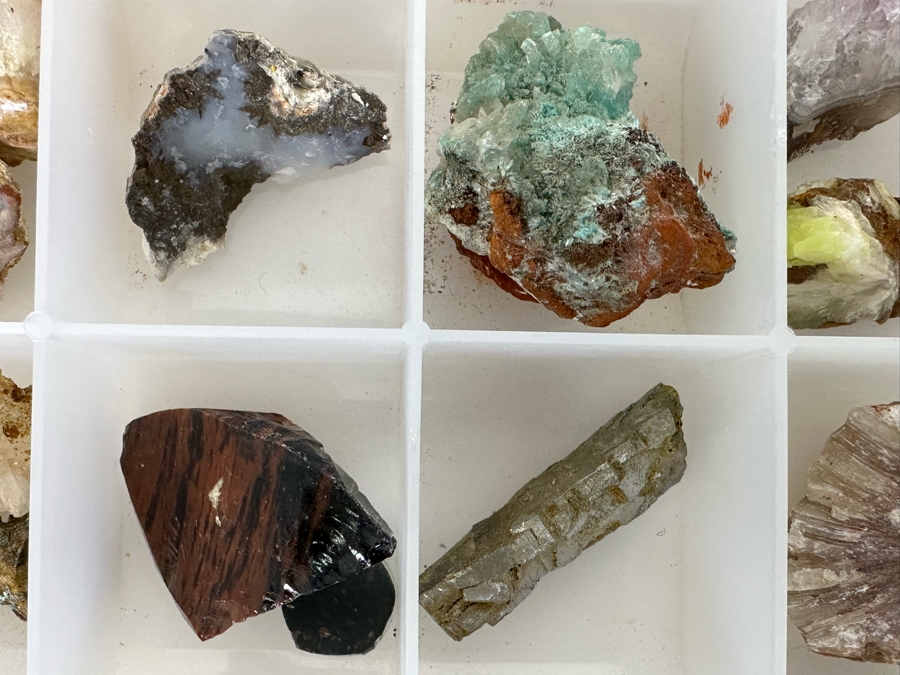 Various Rocks And Minerals Specimens [Photo 12]