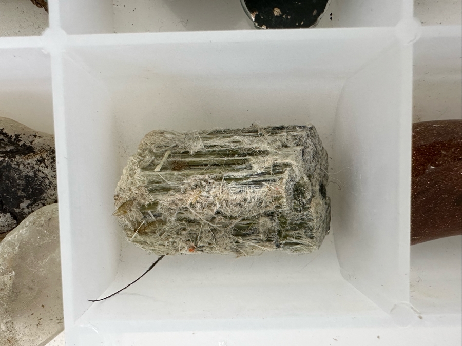 Various Rocks And Minerals Specimens [Photo 7]