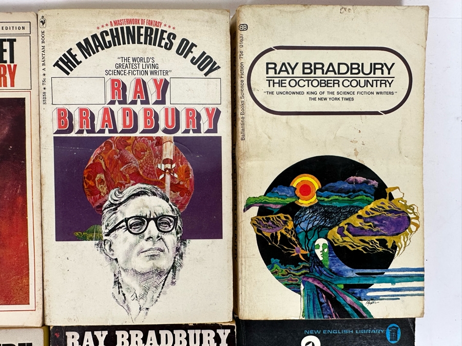 Vintage Paperback Science Fiction Novels From Ray Bradbury [Photo 6]