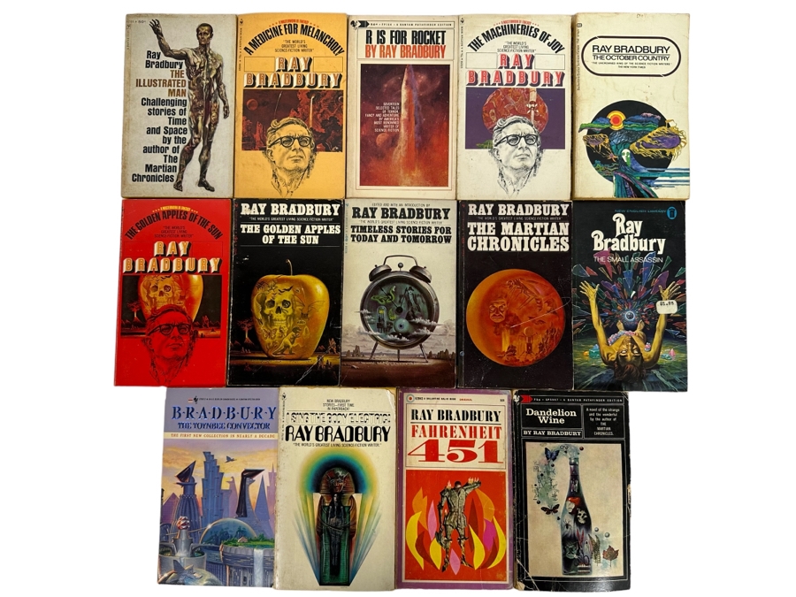 Vintage Paperback Science Fiction Novels From Ray Bradbury [Photo 1]