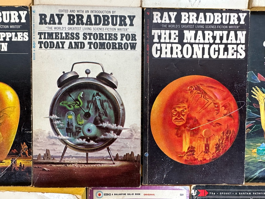 Vintage Paperback Science Fiction Novels From Ray Bradbury [Photo 8]