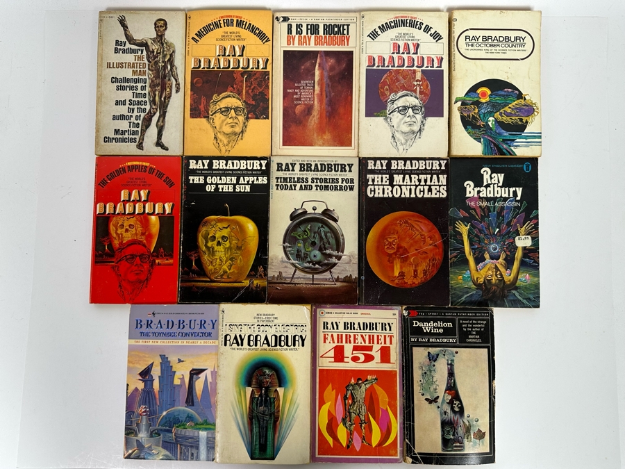 Vintage Paperback Science Fiction Novels From Ray Bradbury [Photo 2]