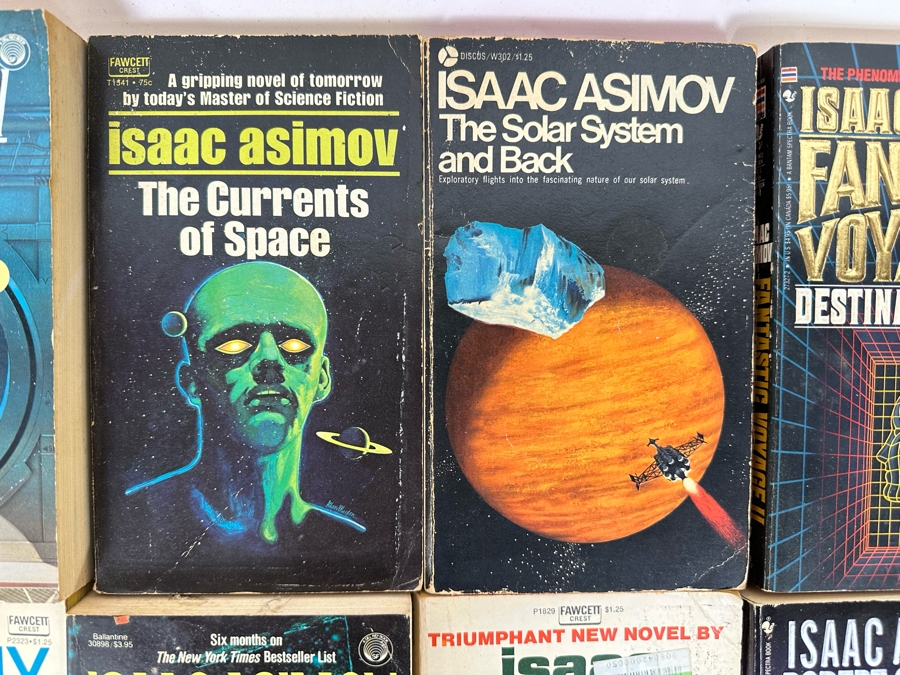 Vintage Paperback Science Fiction Novels From Isaac Asimov [Photo 5]