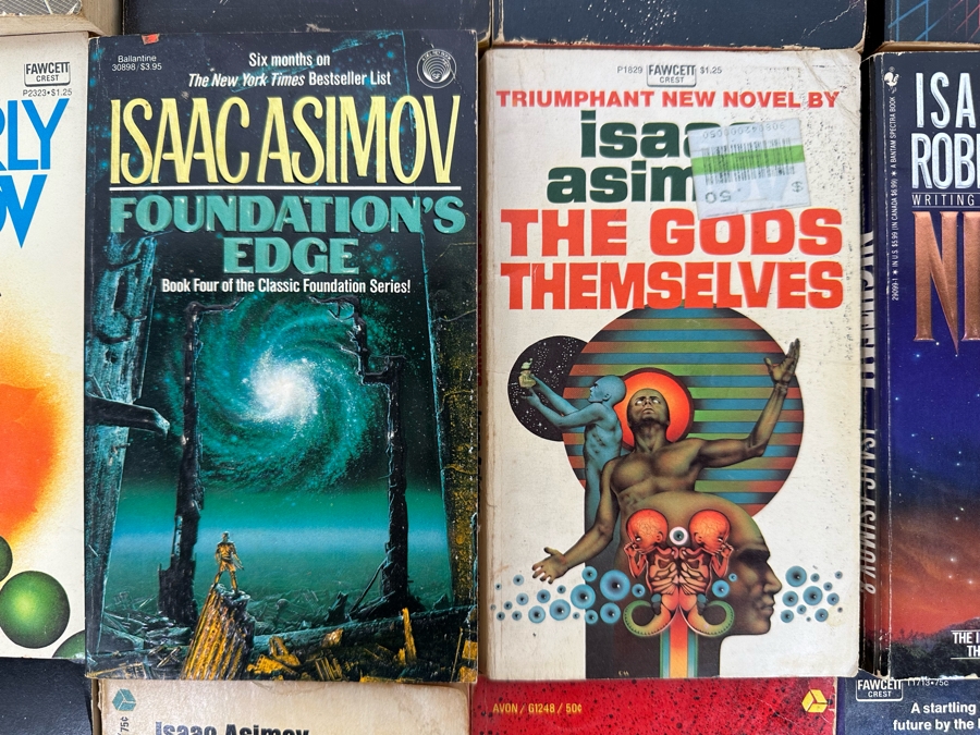 Vintage Paperback Science Fiction Novels From Isaac Asimov [Photo 9]