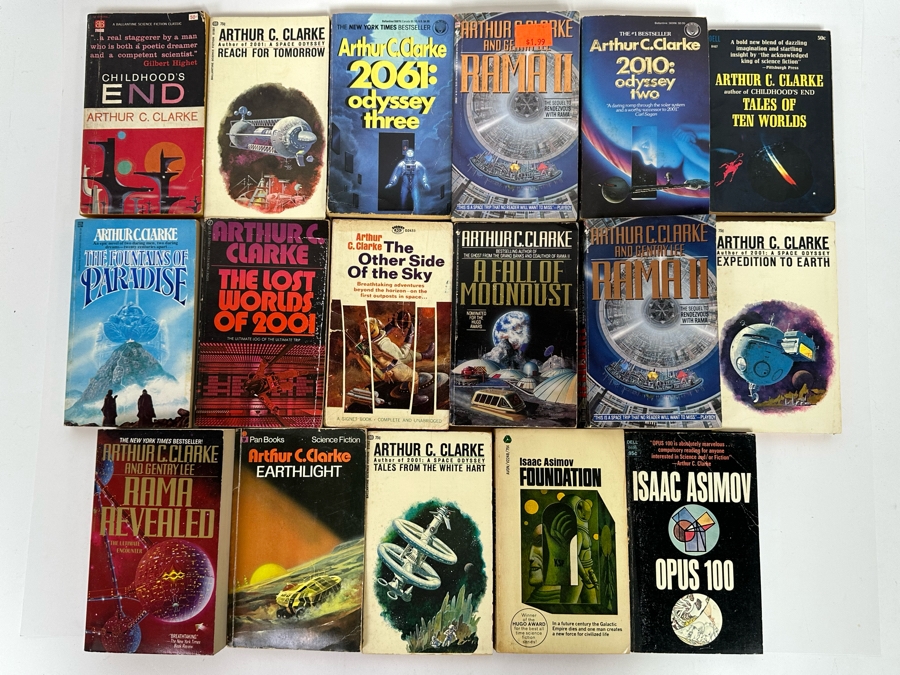 Vintage Paperback Science Fiction Novels From Arthur C. Clarke And Isaac Asimov [Photo 3]