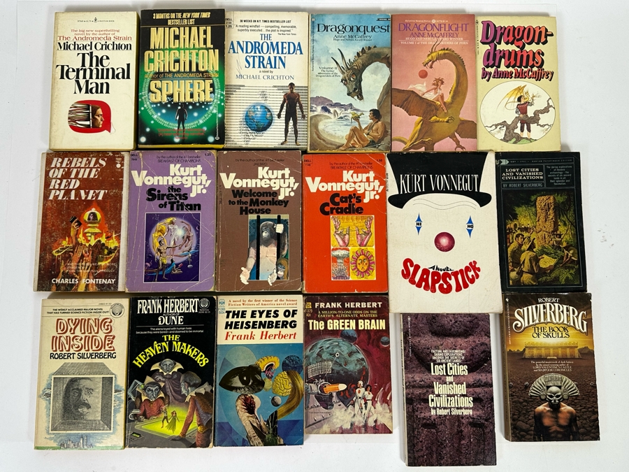 Vintage Paperback Science Fiction Novels From Michael Crichton, Anne McCaffrey, Kurt Vonnegut, Jr., Robert Silverberg & Frank Herbert [Photo 3]