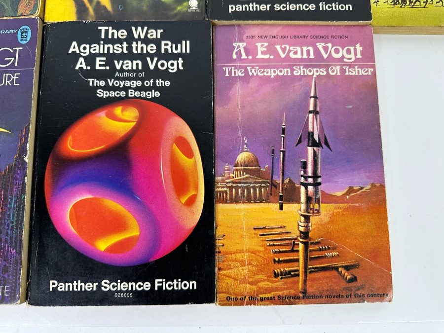 Vintage Paperback Science Fiction Novels From A. E. Van Vogt [Photo 12]