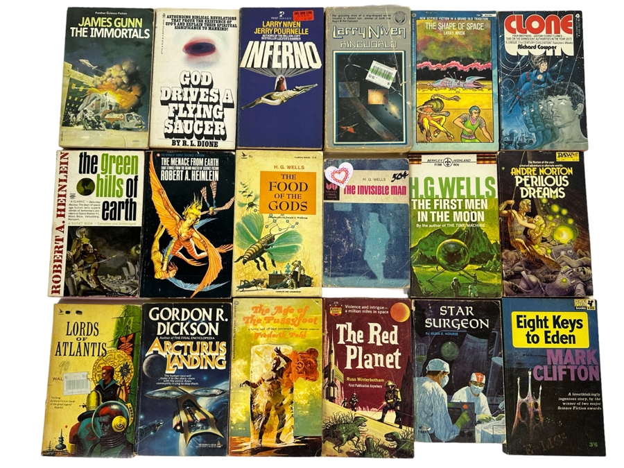 Vintage Paperback Science Fiction Novels