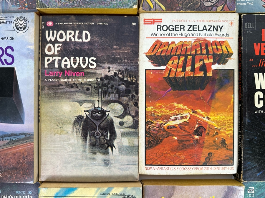 Vintage Paperback Science Fiction Novels [Photo 8]