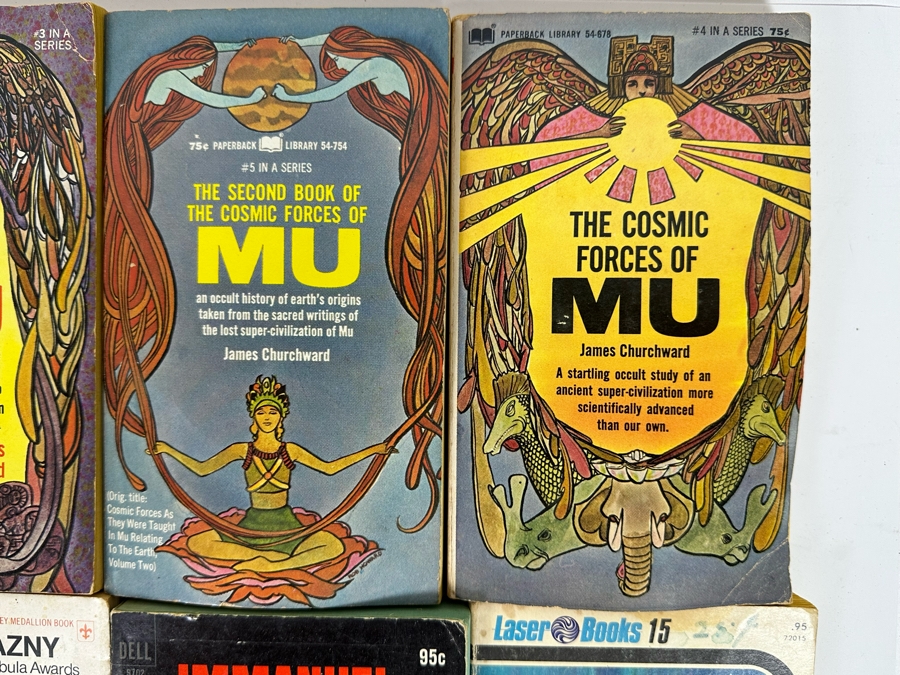 Vintage Paperback Science Fiction Novels [Photo 6]