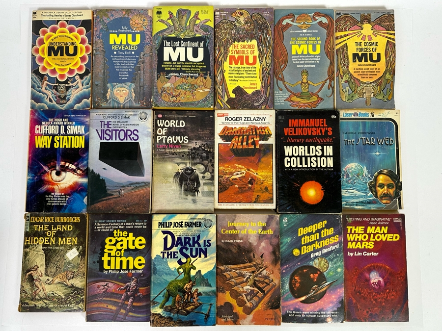 Vintage Paperback Science Fiction Novels [Photo 3]