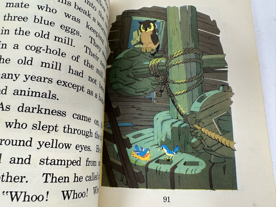 (3) Vintage 1939 / 1940 Walt Disney Books: Pinocchio, Here They Are & Little Pig's Picnic [Photo 23]