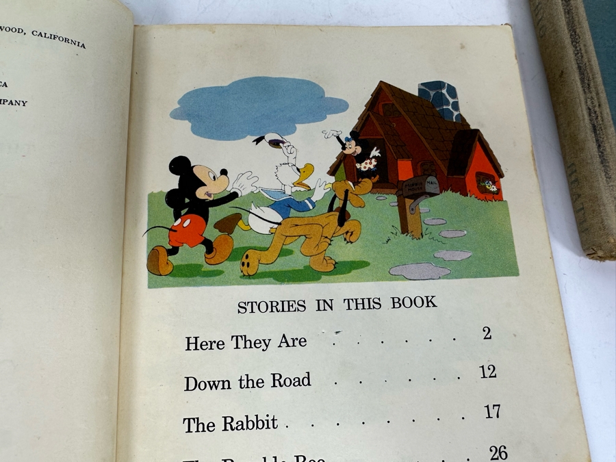 (3) Vintage 1939 / 1940 Walt Disney Books: Pinocchio, Here They Are & Little Pig's Picnic [Photo 14]