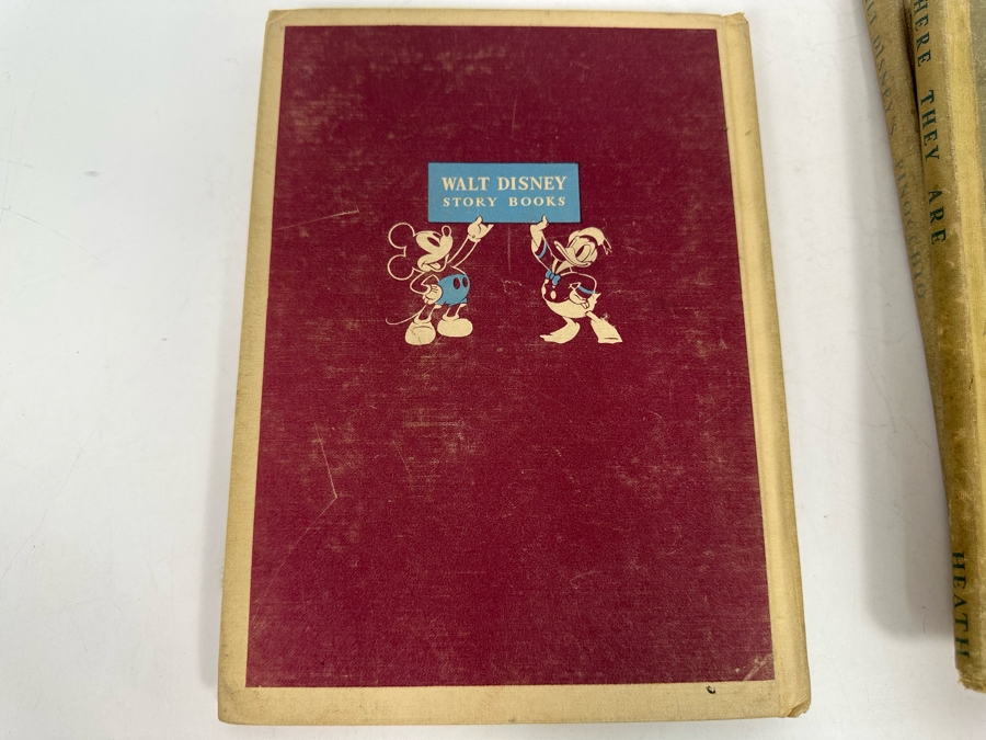 (3) Vintage 1939 / 1940 Walt Disney Books: Pinocchio, Here They Are & Little Pig's Picnic [Photo 26]