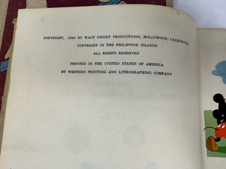 (3) Vintage 1939 / 1940 Walt Disney Books: Pinocchio, Here They Are & Little Pig's Picnic [Photo 13]