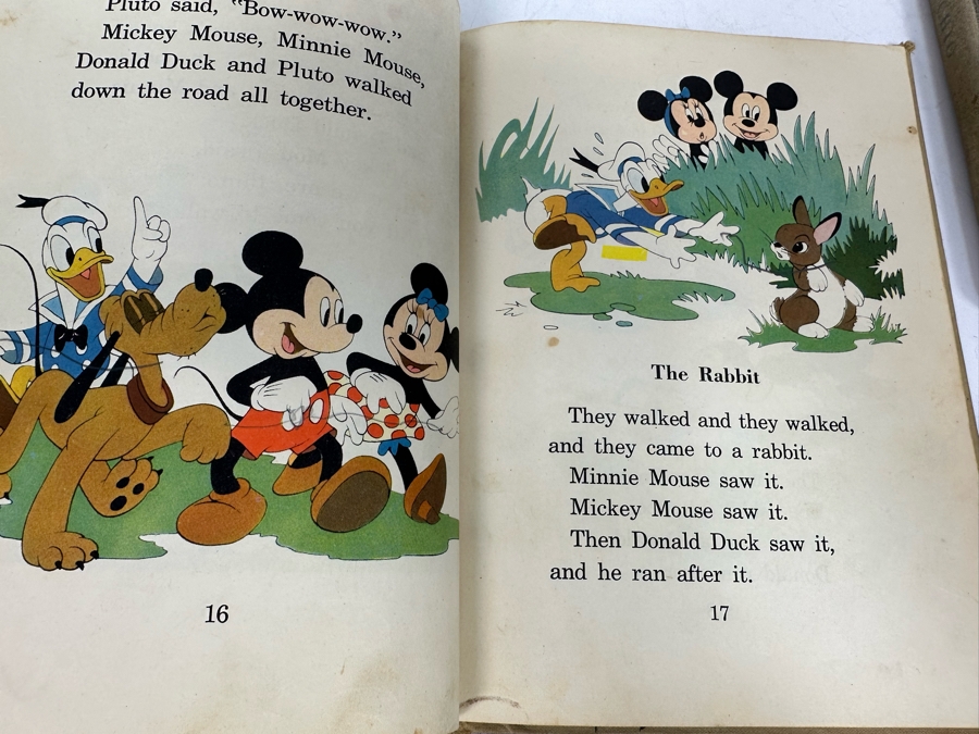(3) Vintage 1939 / 1940 Walt Disney Books: Pinocchio, Here They Are & Little Pig's Picnic [Photo 16]