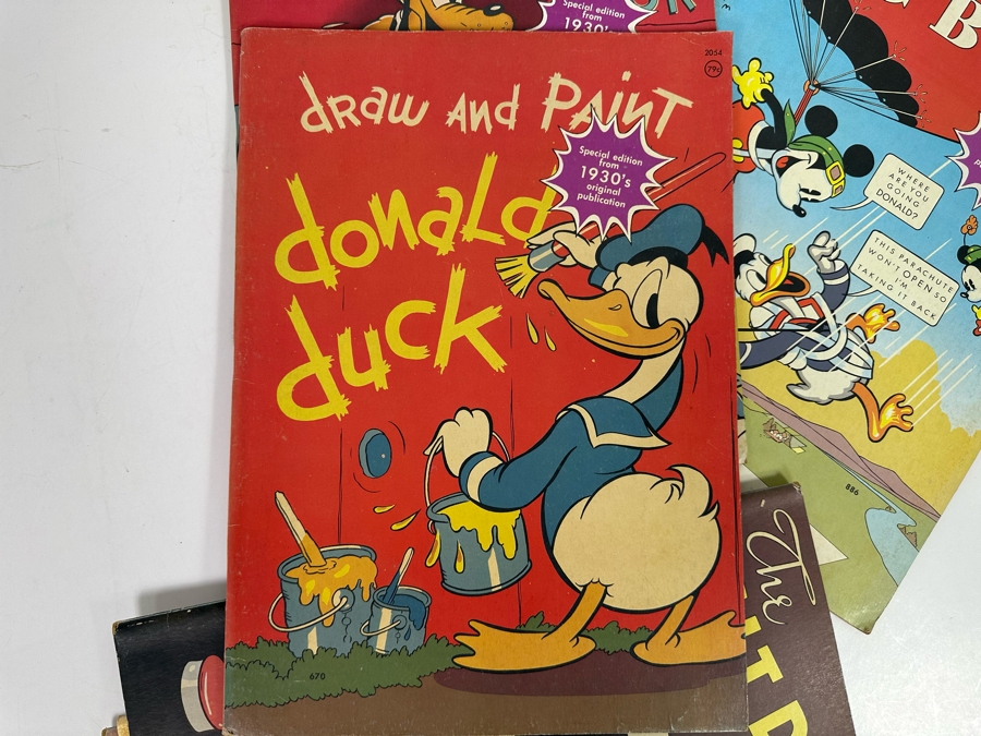 Walt Disney Draw & Paint Books [Photo 5]