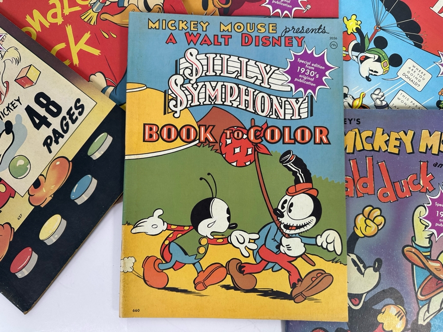 Walt Disney Draw & Paint Books [Photo 3]