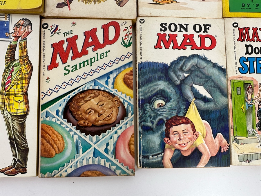 Vintage MAD Paperback Books & MAD Magazines [Photo 17]