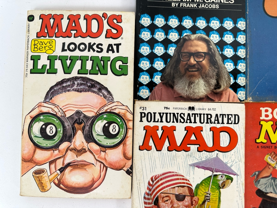 Vintage MAD Paperback Books & MAD Magazines [Photo 5]