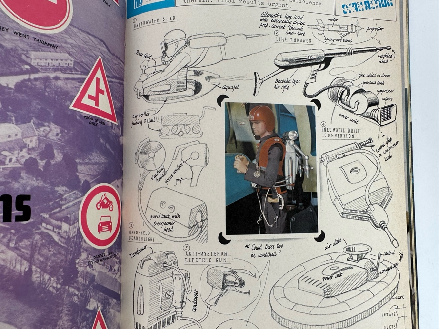 Vintage 1968 Gerry Anderson's Captain Scarlet Annual Graphic Novel Hardcover Book [Photo 20]