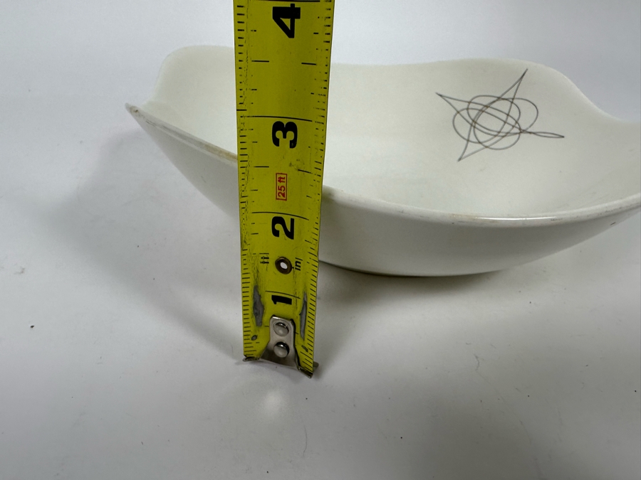 Mid-Century Hallcraft Bowl Shape By Eva Zeisel Hall China 9W X 2.5H [Photo 9]