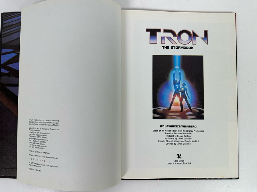 First Edition 1982 TRON Disney Movie Hardcover Storybook By Lawrence Weinberg [Photo 3]