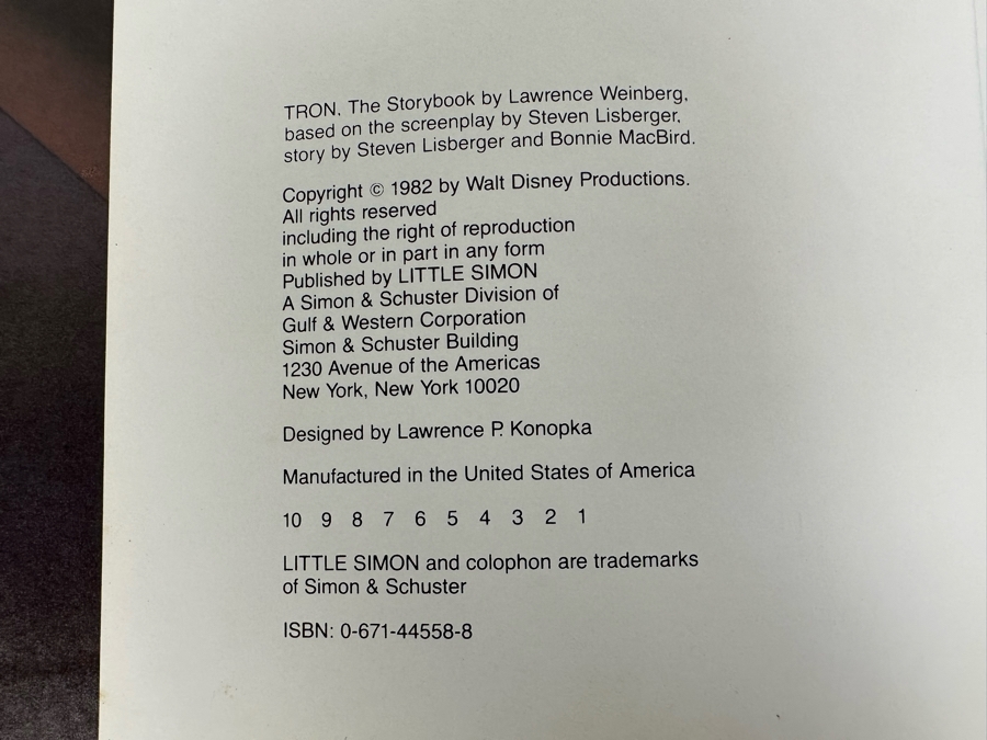 First Edition 1982 TRON Disney Movie Hardcover Storybook By Lawrence Weinberg [Photo 4]