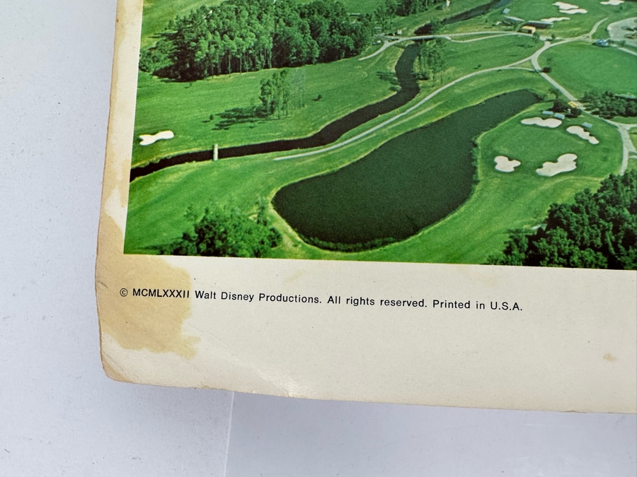 1982 Walt Disney World & Epcot Center Pictorial Souvenir Programs [Photo 4]