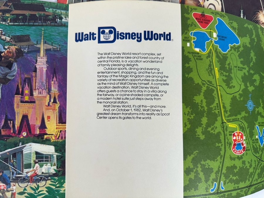 1982 Walt Disney World & Epcot Center Pictorial Souvenir Programs [Photo 9]