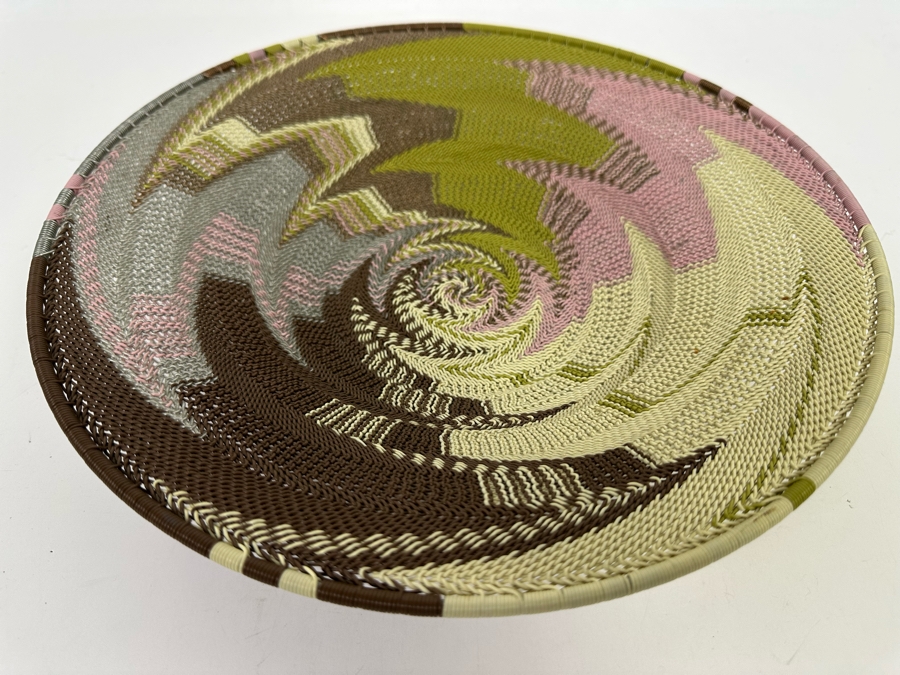 Handmade Woven Wire Basket 12R X 2H [Photo 4]