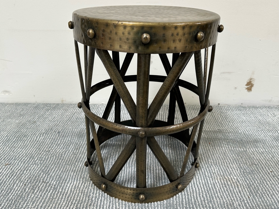 Contemporary Metal Round Side Table 13R X 16H [Photo 2]