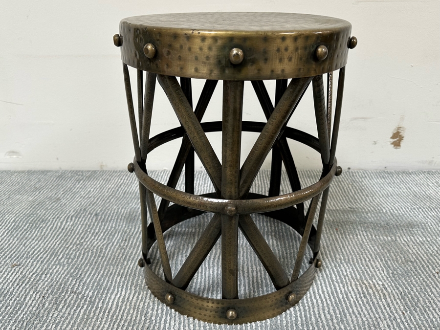 Contemporary Metal Round Side Table 13R X 16H [Photo 4]
