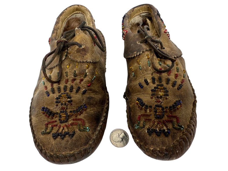 Vintage Native American Leather Fur Lined Moccasins With Beadwork 10.5L [Photo 2]