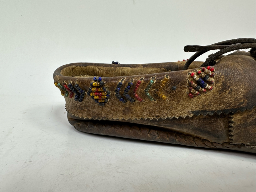 Vintage Native American Leather Fur Lined Moccasins With Beadwork 10.5L [Photo 16]
