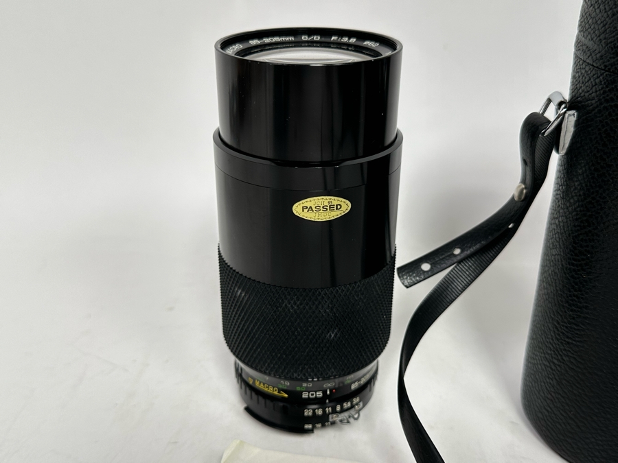 Soligor 85-205mm Zoom + Macro Camera Lens [Photo 3]