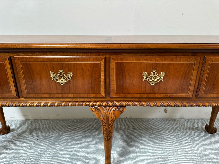 Stunning Baker Fine Furniture 4-Drawer Ball And Claw Feet Chippendale Mahogany Banded Sideboard Buffet Server Credenza With Silverware Drawer In Excellent Condition 72W X 18D X 32.5H [Photo 11]