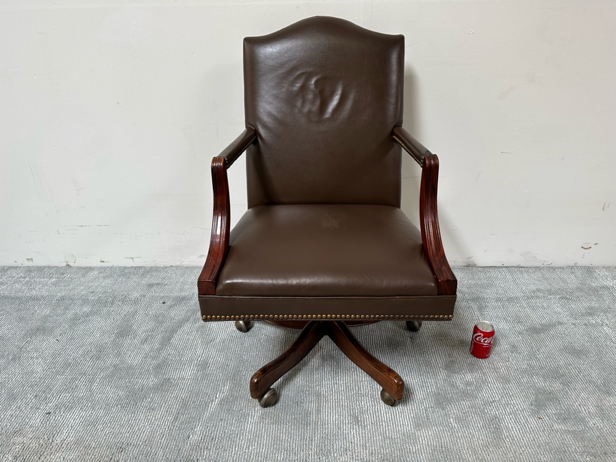 Executive Leather Armchair Office Desk 25W X 23D X 40H [Photo 4]