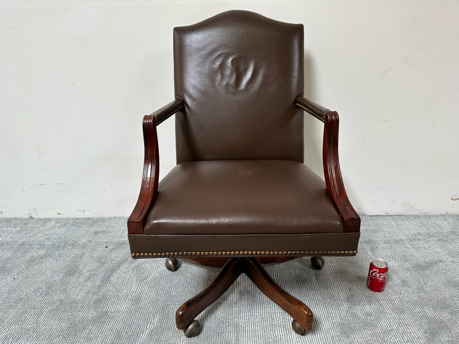 Executive Leather Armchair Office Desk 25W X 23D X 40H [Photo 3]